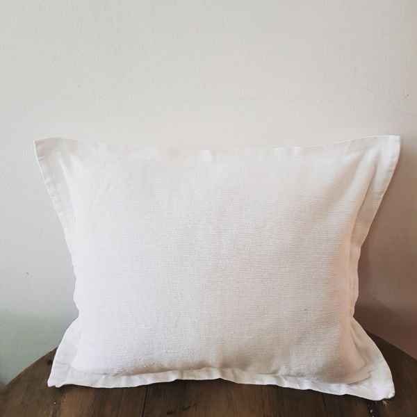 Plain- White Scatter Pillow	